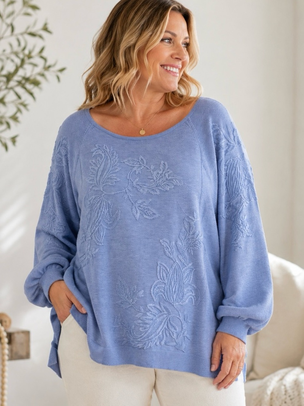 Chicos Embroidered Sweater Top Women Sz 4/XXL Blue Knit Wool Blend Floral Casual